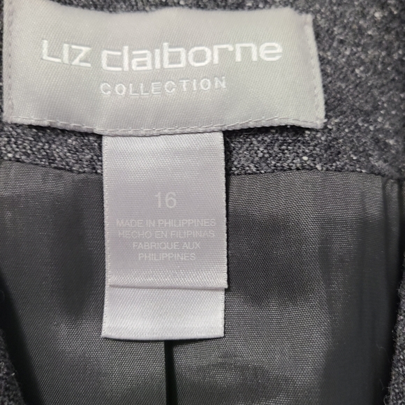 Liz Claiborne Collection Woman's Blazer, Size 16 Color: Grey - Picture 9 of 14